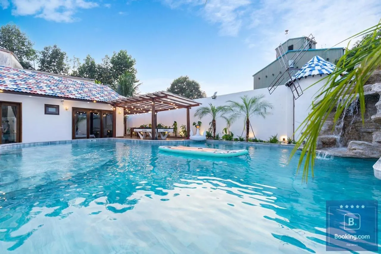 Coi Xoay Gio Tret Khong Lau - 5 Phong Ngu - Bida - Karaoke Phong Lanh - Gan Bien Bai Sau Vung Tau Villa Vietnam